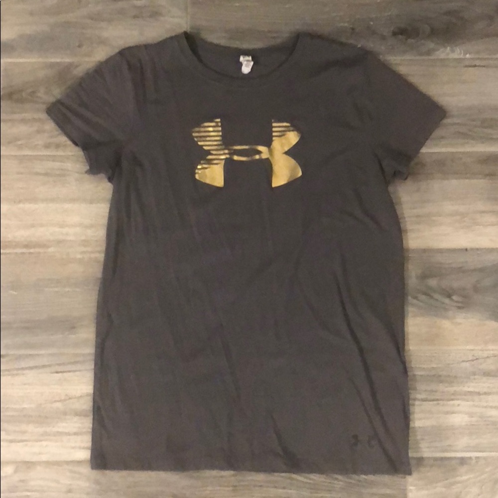 Under armour tshirt